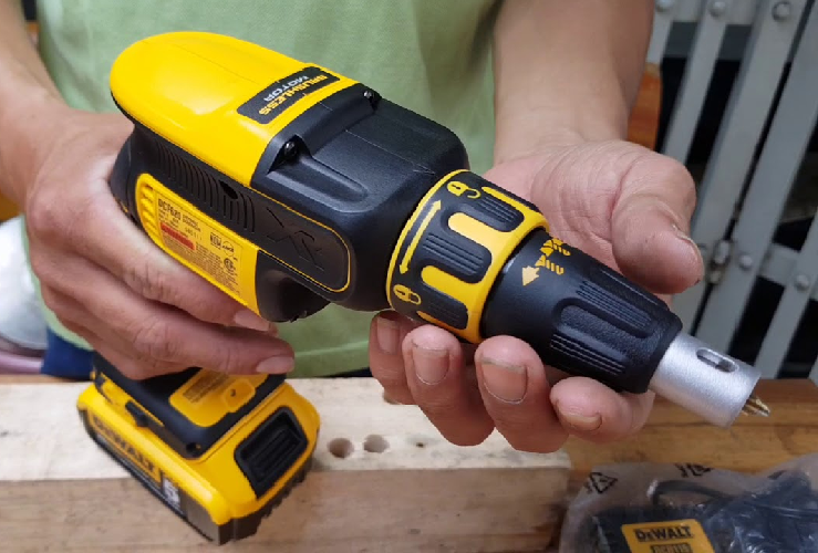 Máy vặn vít cầm tay 18V DCF620N-KR hàng chính hãng bảo hành 3 năm không bao gồm pin sạc