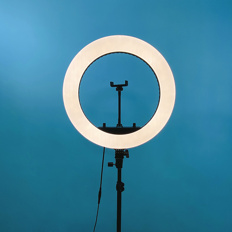 Bộ giá đỡ tripod tích hợp đèn livestream selfie 3 chế độ sáng HQ-18 - Hàng chính hãng