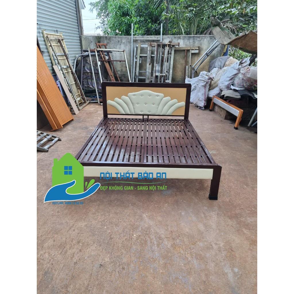 Giường sắt hộp cao cấp mẫu mới nhiều kích thước nhiều màu sắc sơn tĩnh điện