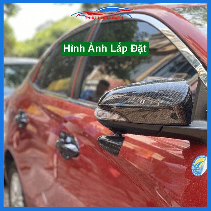 Ốp gương Altis 2014-2015-2016-2017-2018-2019-2020-2021-2022 vân Cacbon bảo vệ chống trầy trang trí làm đẹp xe