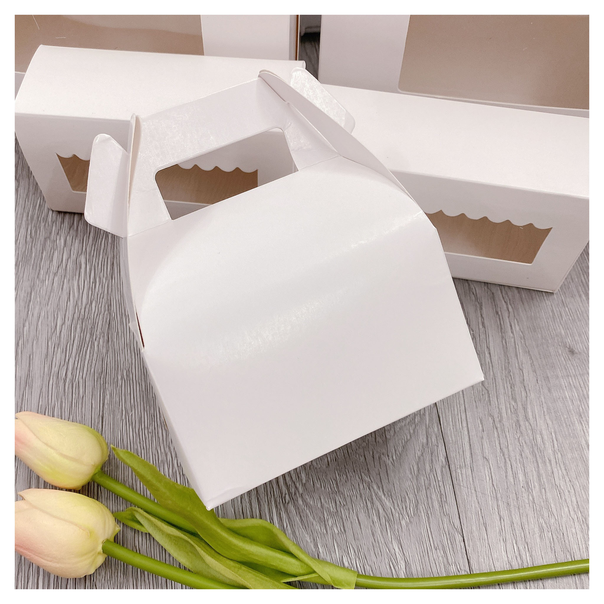 Set 5 hộp Hộp giấy trắng có cửa sổ kính giá rẻ 11x8x6 cm đựng bánh kẹo, bánh quy, đựng quà tặng nhỏ xinh xắn