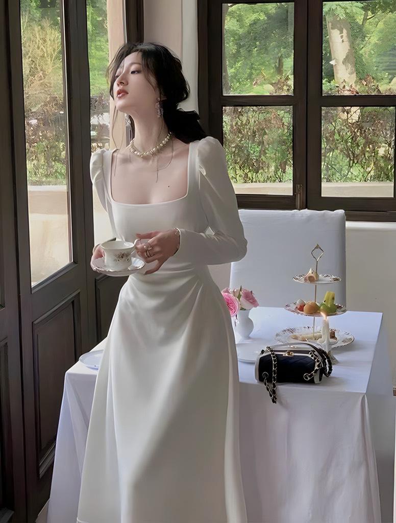 Đầm maxi cổ vuông tay dài xoắn eo