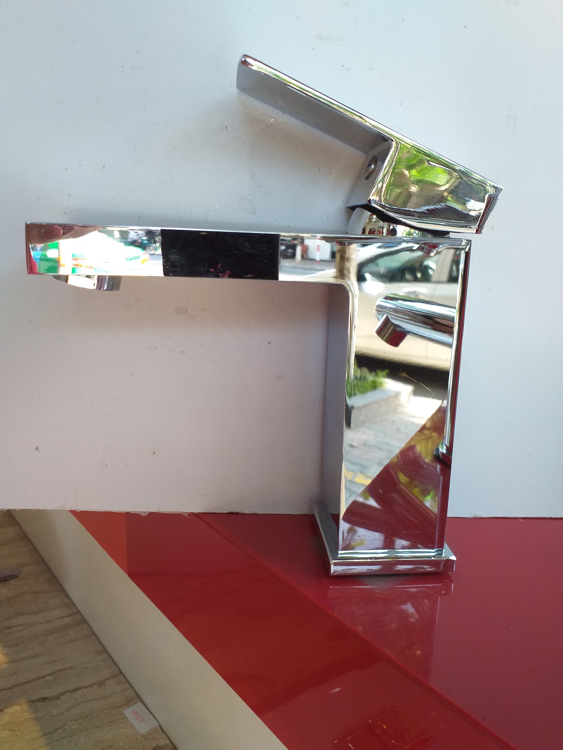 VÒI RỬA MẶT CAO CẤP NL ĐỒNG THAU MẠ CROM BÓNG GƯƠNG