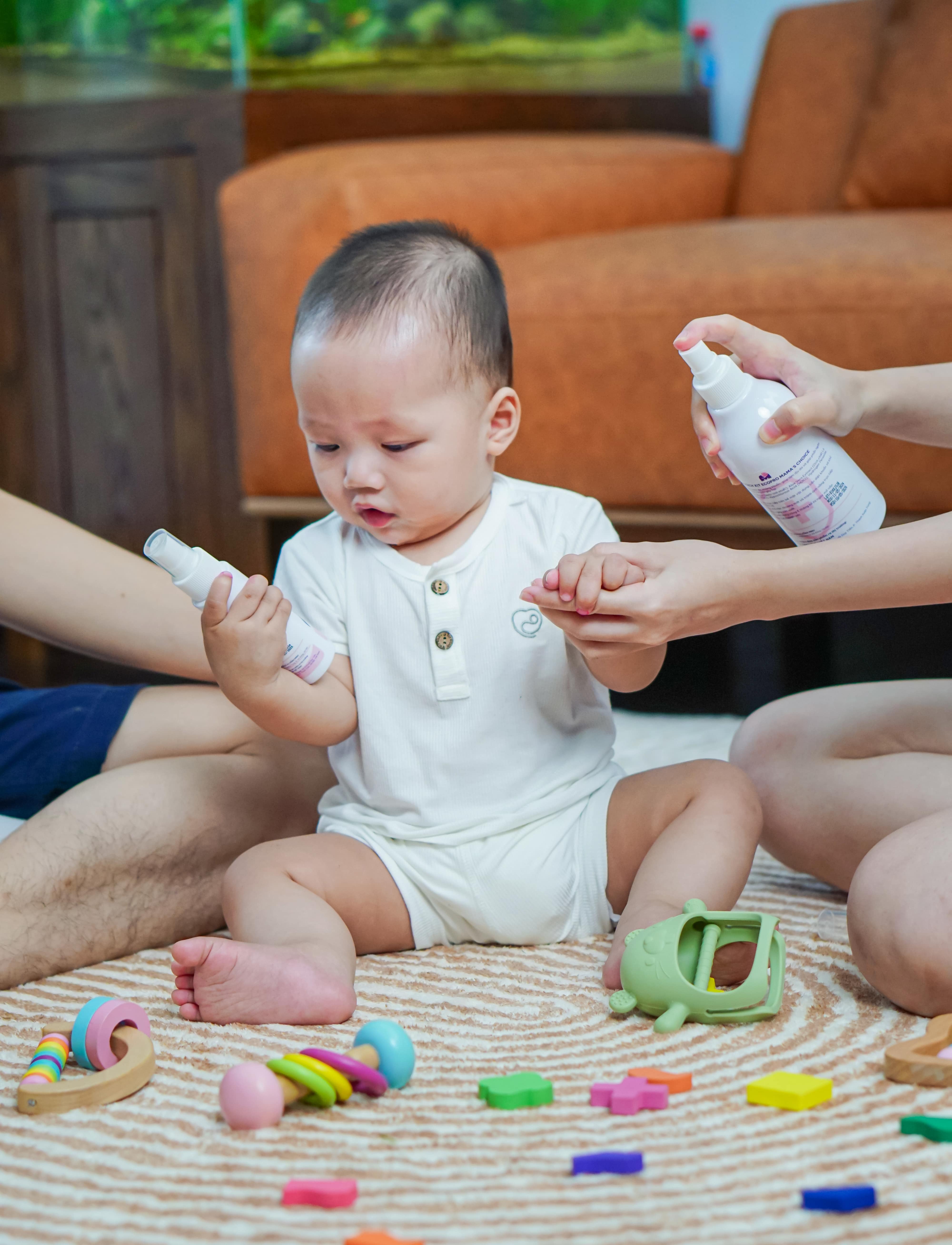 Xịt Khử Khuẩn EcoPro Mama's Choice, Xịt Khuẩn Đồ Dùng Cho Bé, Bình Sữa Núm Ti Giả, Bảo Vệ Bé Yêu An Toàn