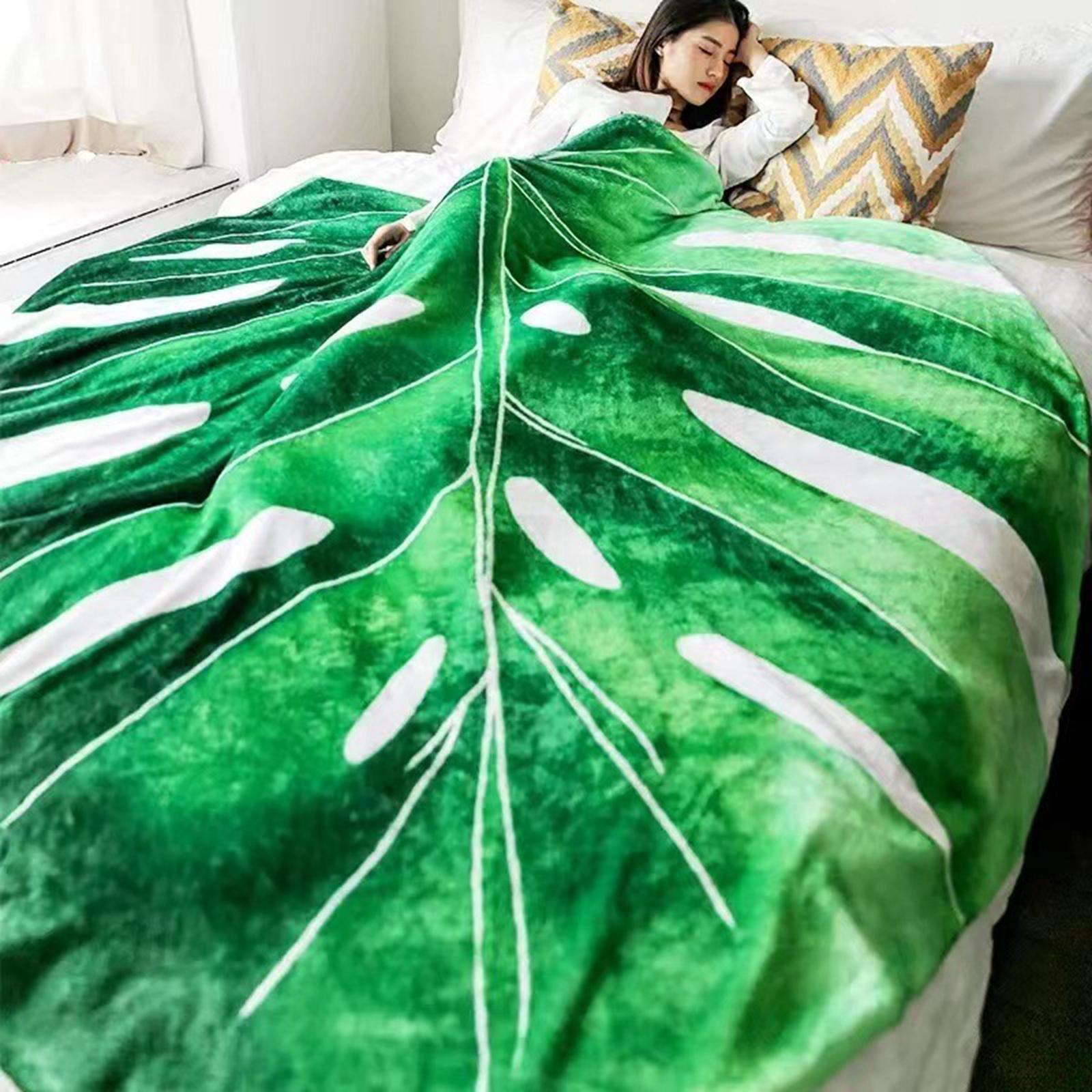 Comfortable Leaf Blanket Flannel Blanket Throw Blanket for Home Indoor Bed Light