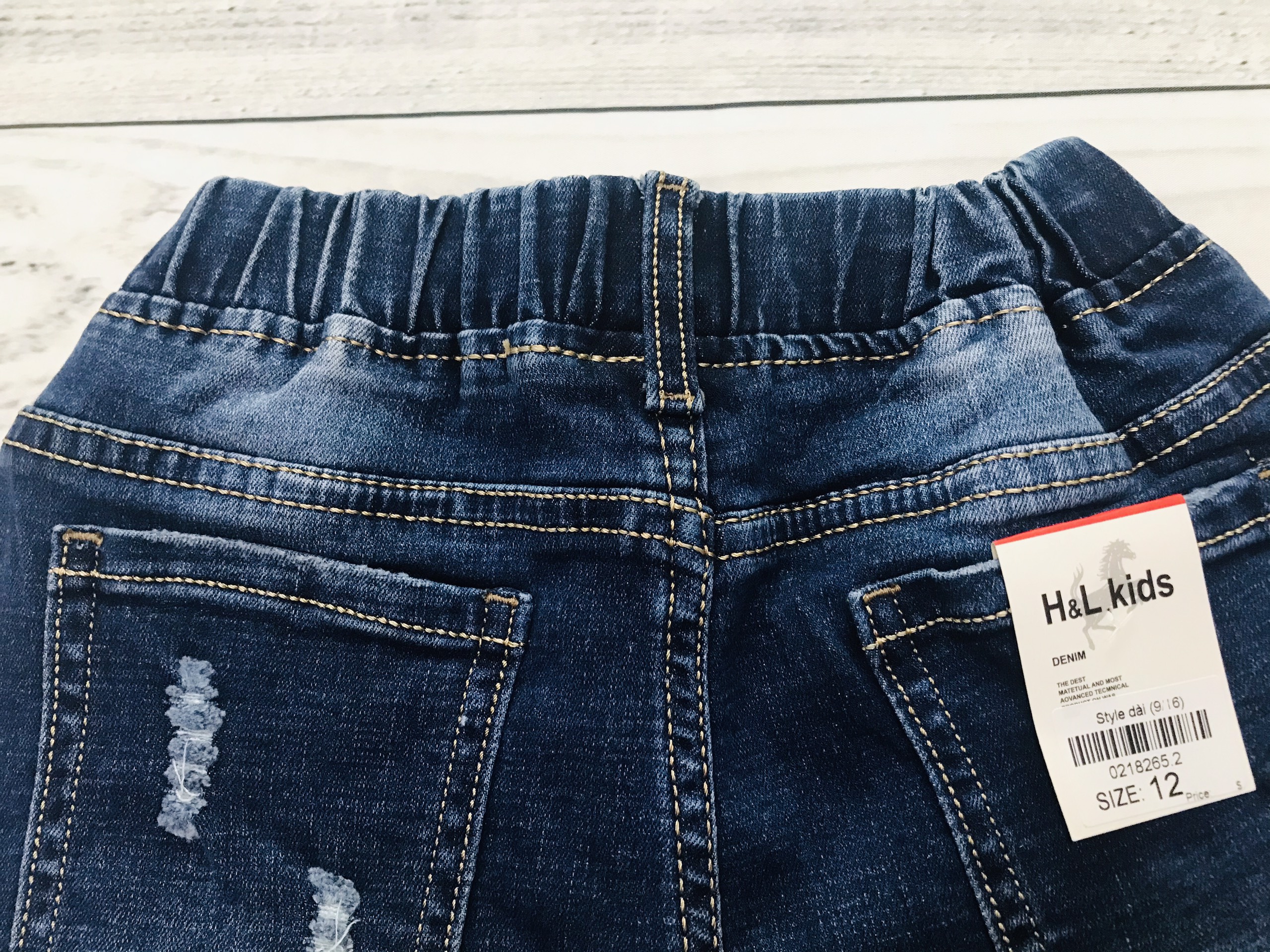 QUẦN JEANS BÉ GÁI - THÊU HÌNH CHUỒN CHUỒN DỄ THƯƠNG QA042