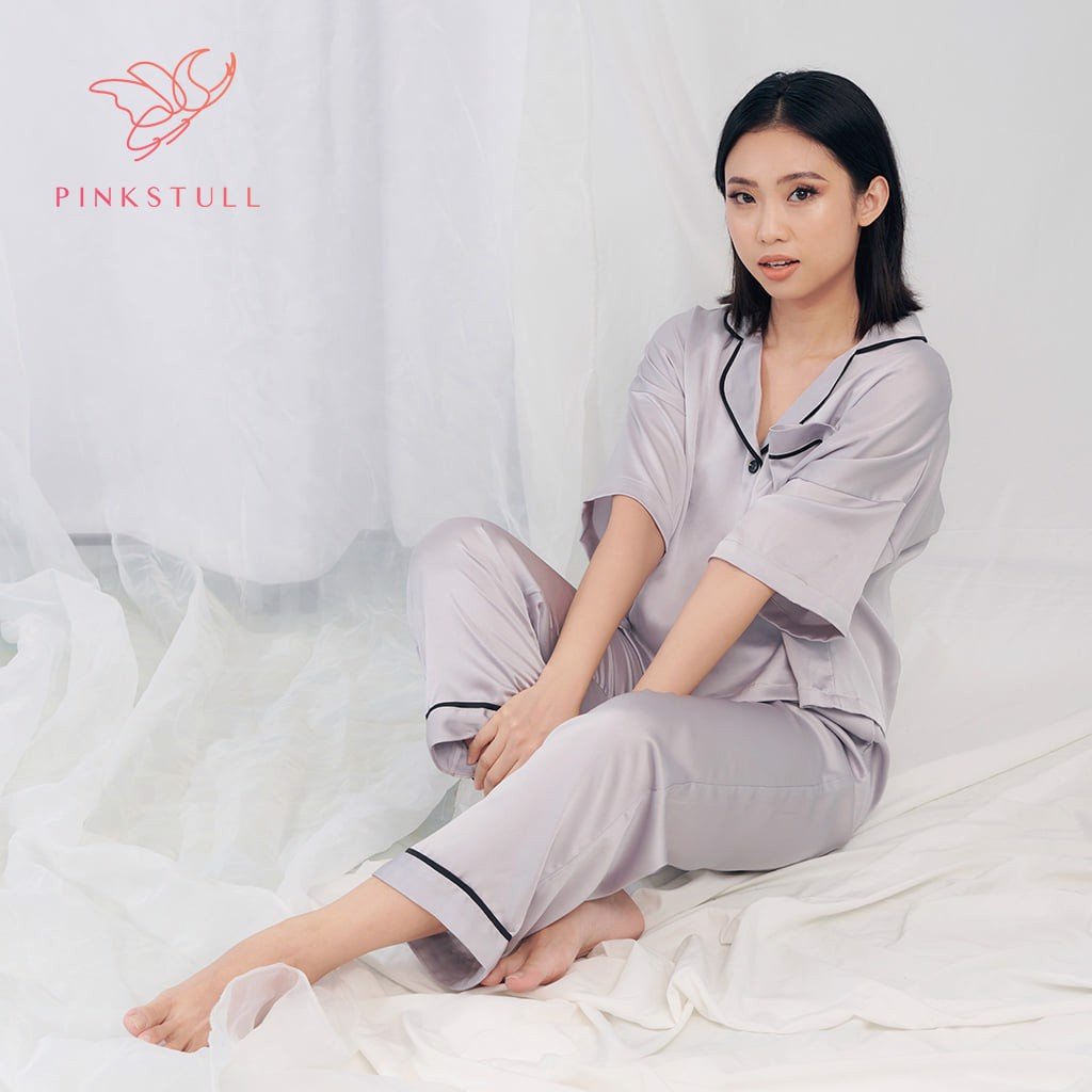 Bộ đồ ngủ pijamas tay ngắn quần dài Pink Stull 3 Màu:xám viền đen,đỏ viền trắng,hồng viền đen