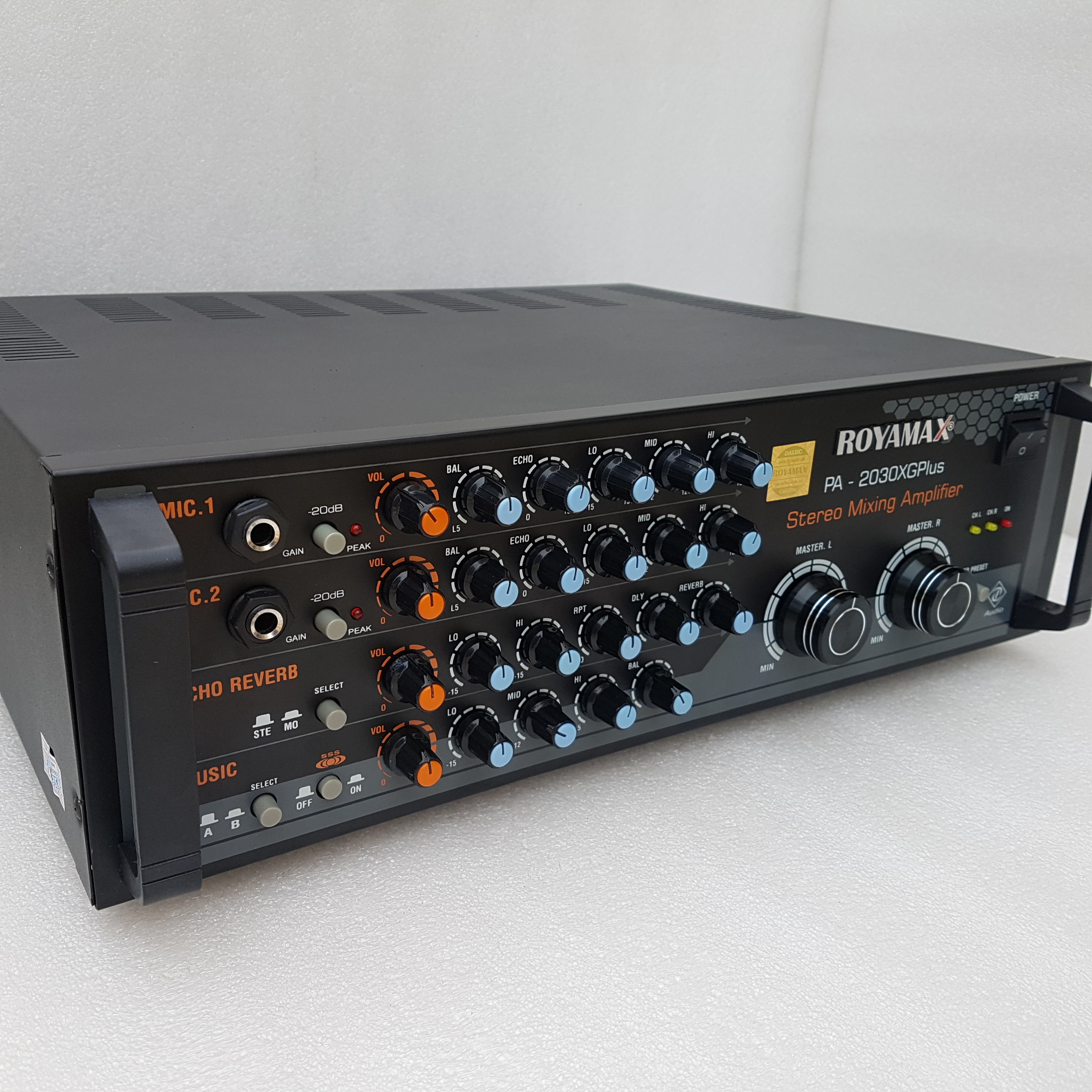 AMPLIFIER 12 SÒ ROYAMAX PA-2030XGPLUS HÀNG CHÍNH HÃNG