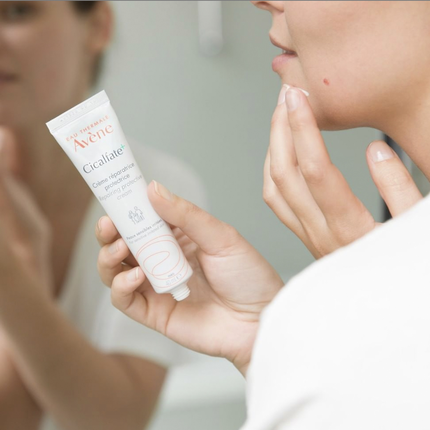 Kem Dưỡng Làm Mờ Sẹo, Phục Hồi Và Tái Tạo Da Avene Cicalfate Repair Cream 100ml (Tặng băng đô mèo xinh xắn)