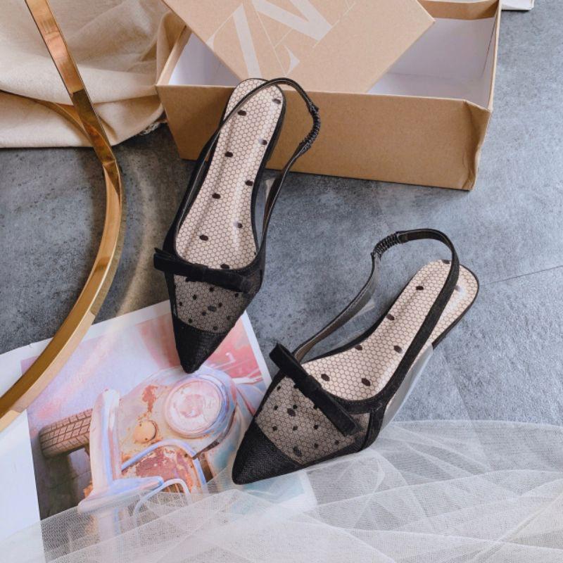 giày cao gót lưới và bệt lưới