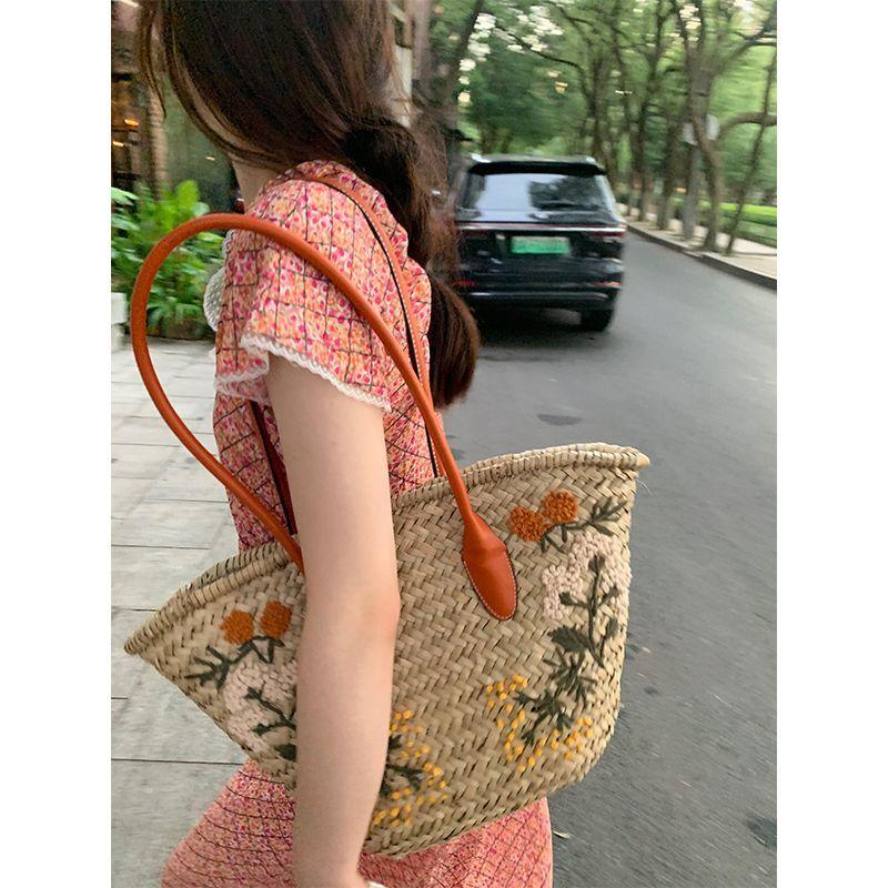 CHENGRUI Cùng ngày vận chuyển Vintage hoa vỡ trà nghỉ ăn phụ nữ 2023 mùa hè sexy khí chất váy dài trung bình