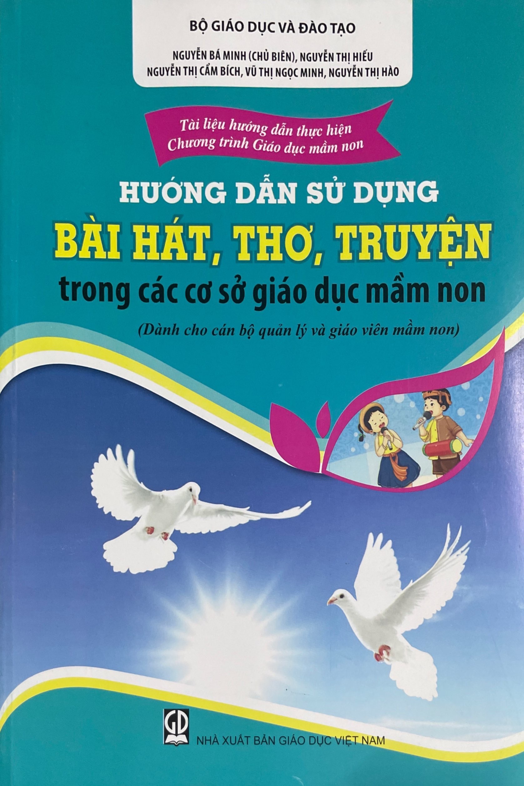 Combo 3 cuốn Tài liệu hướng dẫn thực hiện chương trình Giáo dục mầm non (DT)