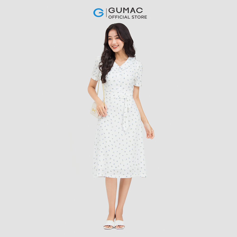 Đầm form A GUMAC DC09083 buộc nơ eo họa tiết cổ bâu sen nữ tính