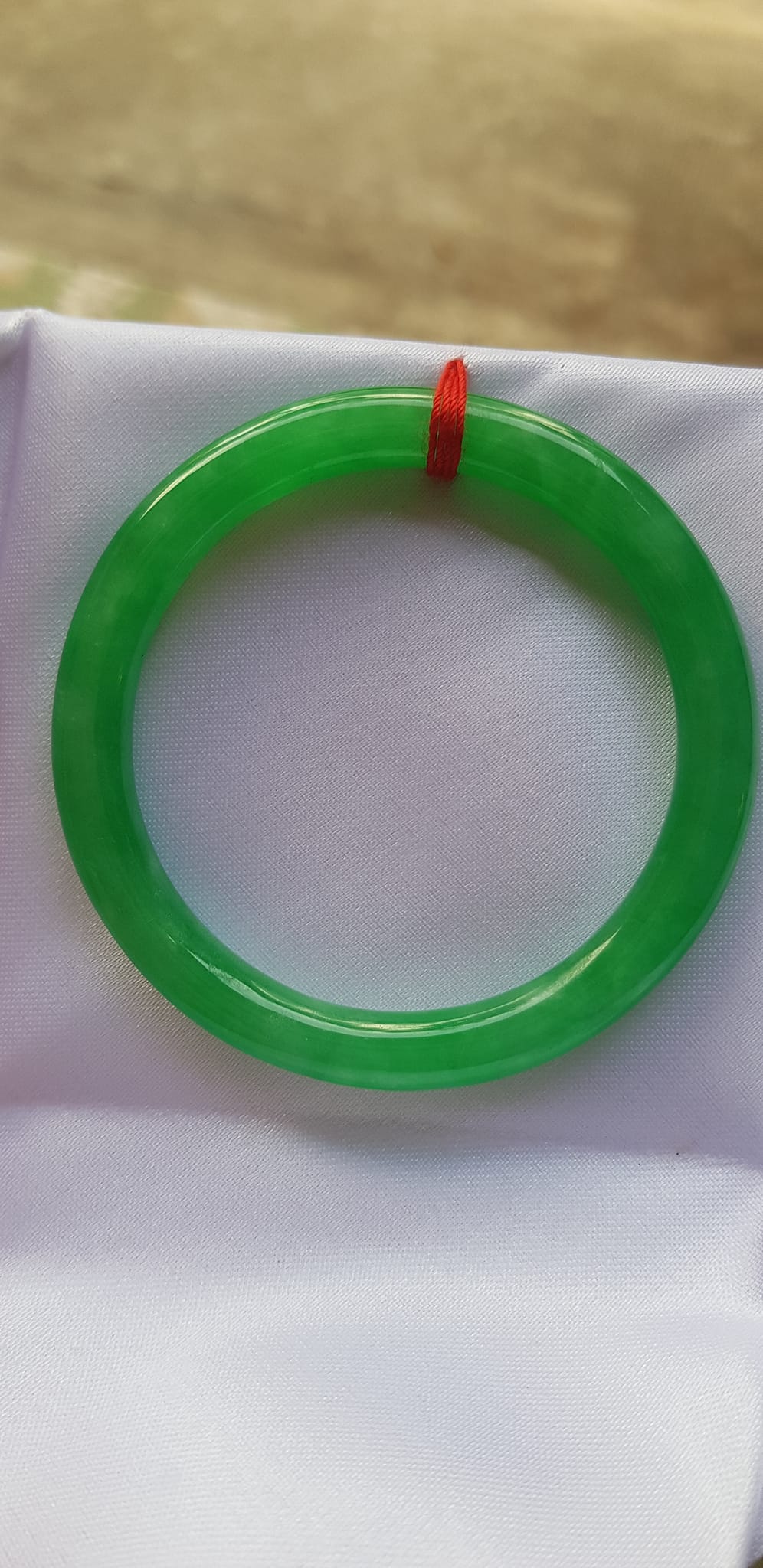 Vòng tay nữ đá cẩm thạch Đậu Đẹp I 50mm x cọng 7mm Vòng màu xanh lá tươi bóng đẹp hợp mệnh Mộc mệnh Hỏa mệnh thủy Nữ 50kg - 54kg đeo ạ