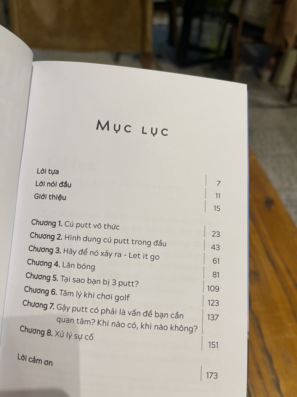 UNCONSCIOUS PUTTING – Putt vô thức – Dave Stockton và Matthew Rudy – Đoàn Hữu Hải dịch – Con Sóc – NXB Thanh Niên (Bìa mềm)