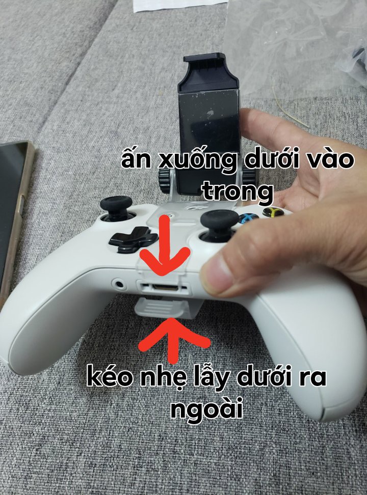 Kẹp nhựa tay XboxOne và Xbox One S với điện thoại mobile clamp