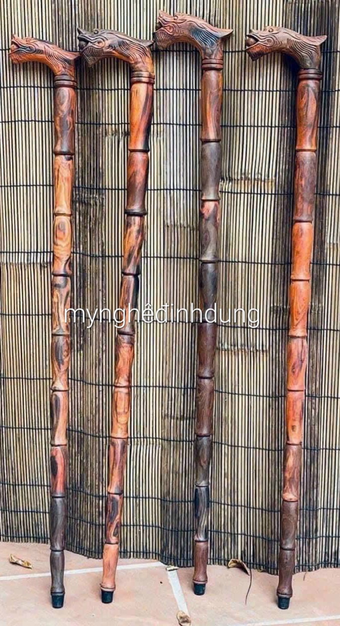 Gậy batong dành cho người già bằng gỗ trắc đỏ đen kt 90×13×3cm
