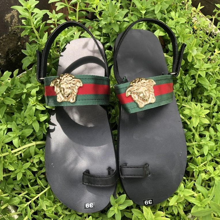 Sandal đồng nai dép sandal nữ ( đế đen quai hậu dù ) size từ 35 nữ đến 42 nữ size khác nhắn tin chọn thêm