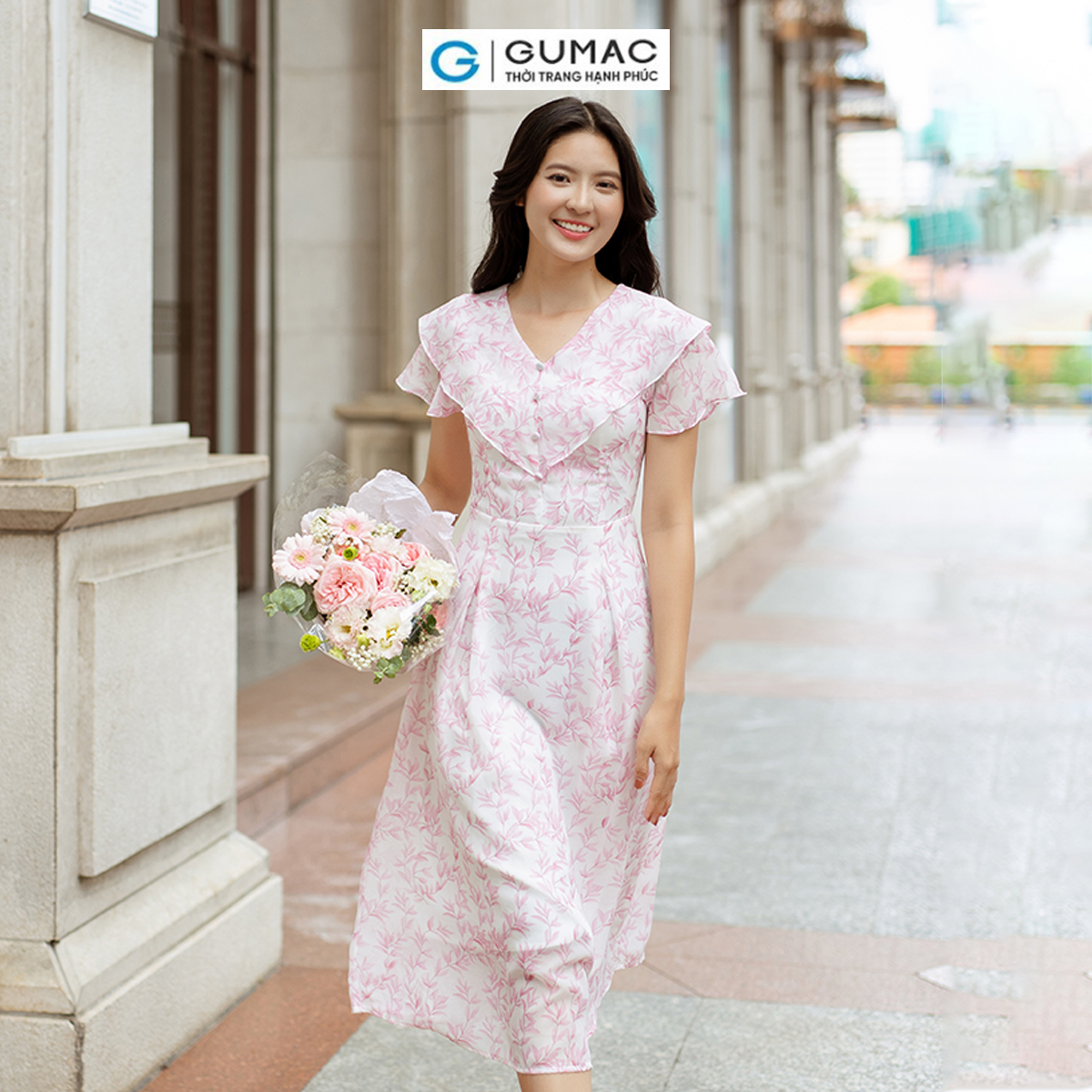 Đầm A 2 lớp họa tiết cổ V bèo nữ tính thanh lịch thời trang GUMAC DD06009