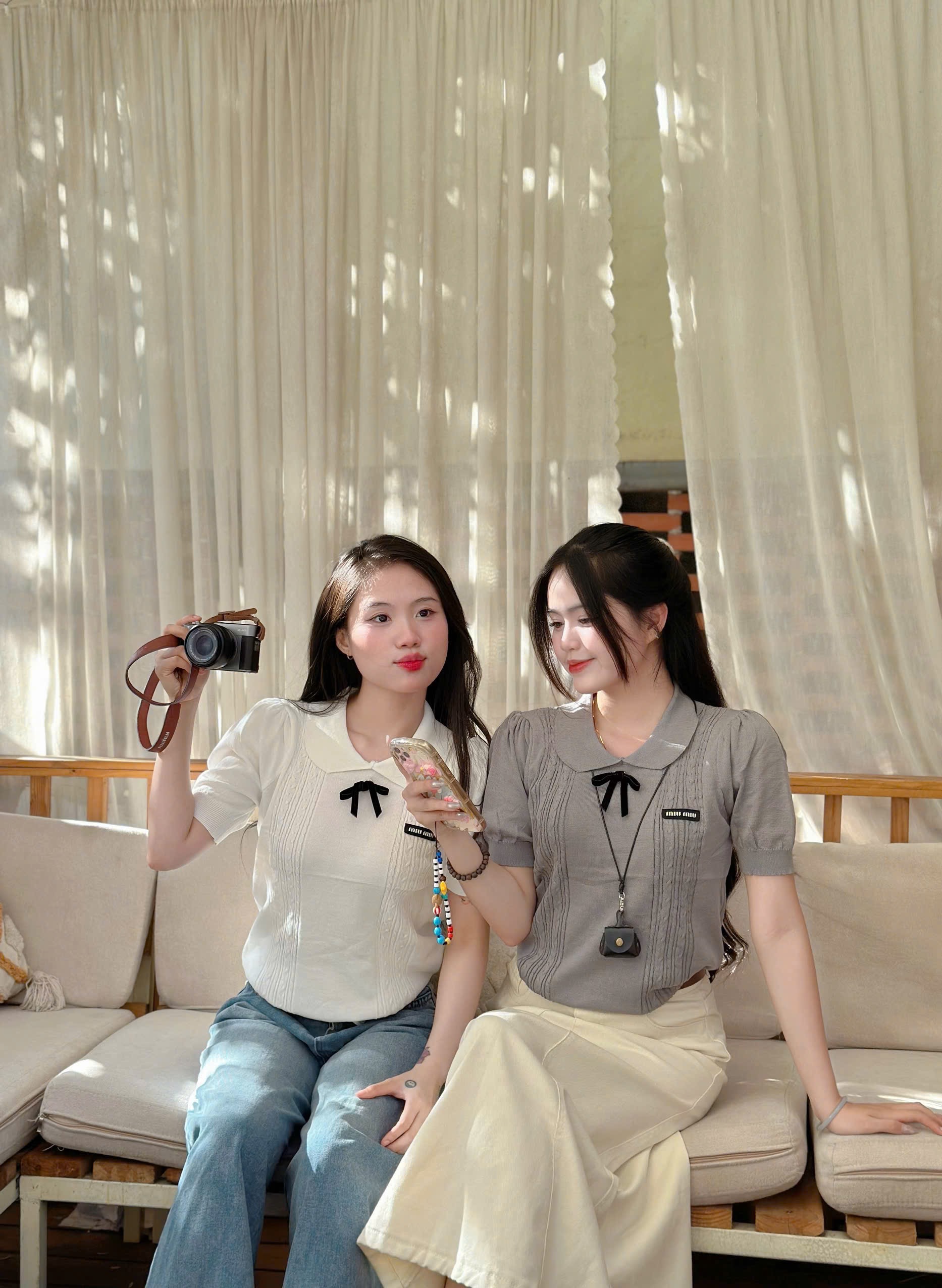 Áo Len Nữ Hàn Quốc Tay Ngắn Cổ Tròn Phối Nơ – Áo Len Dệt Kim Dáng Xinh