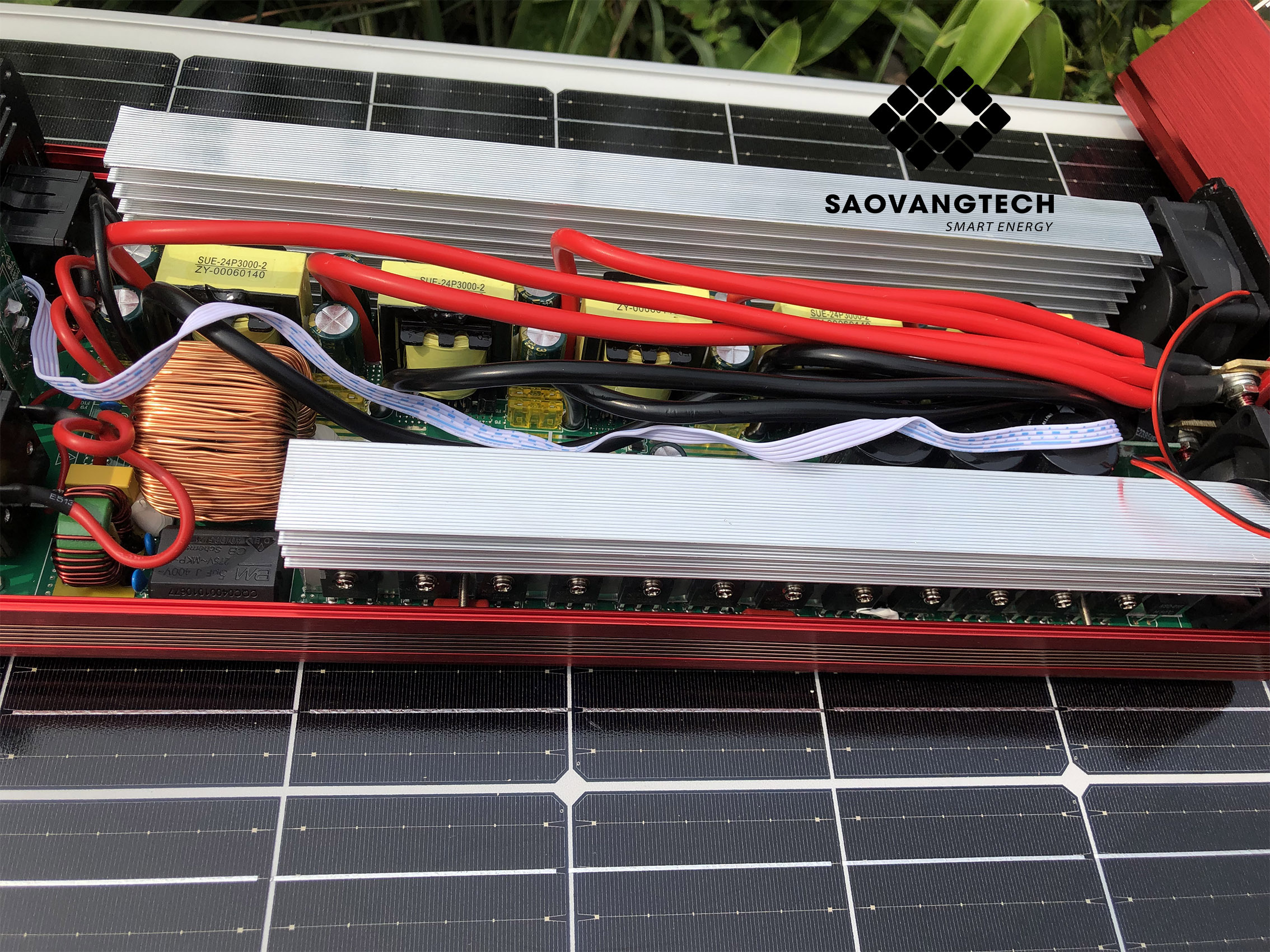 Bộ Đổi điện 24V sang 220V Sóng Sin chuẩn 3000W