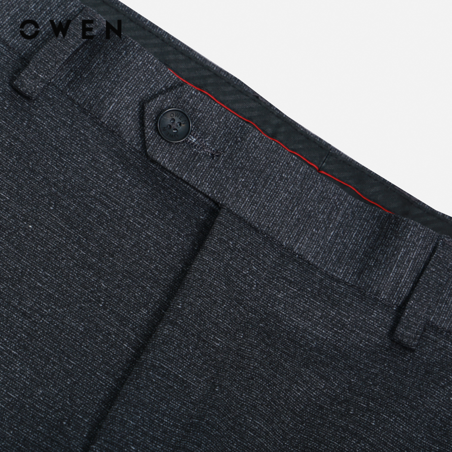 OWEN - Quần tây nam form Regular fit màu Đen Melange/slub/Oxford Knit QR220681