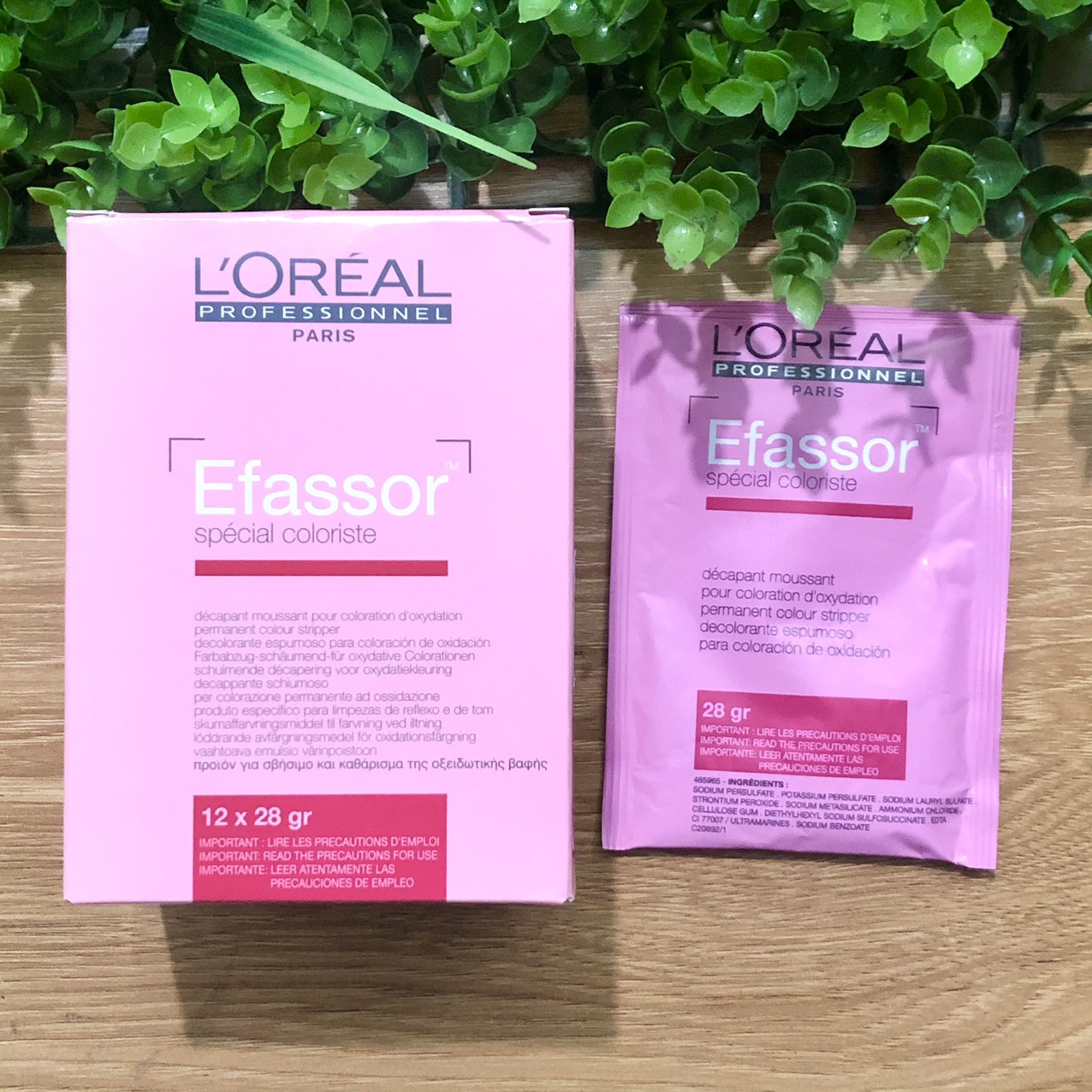 BỘT RỬA MÀU NHUỘM TÓC L'OREAL EFASSOR SPECIAL COLORISTE COMBO 2 GÓI X 28G