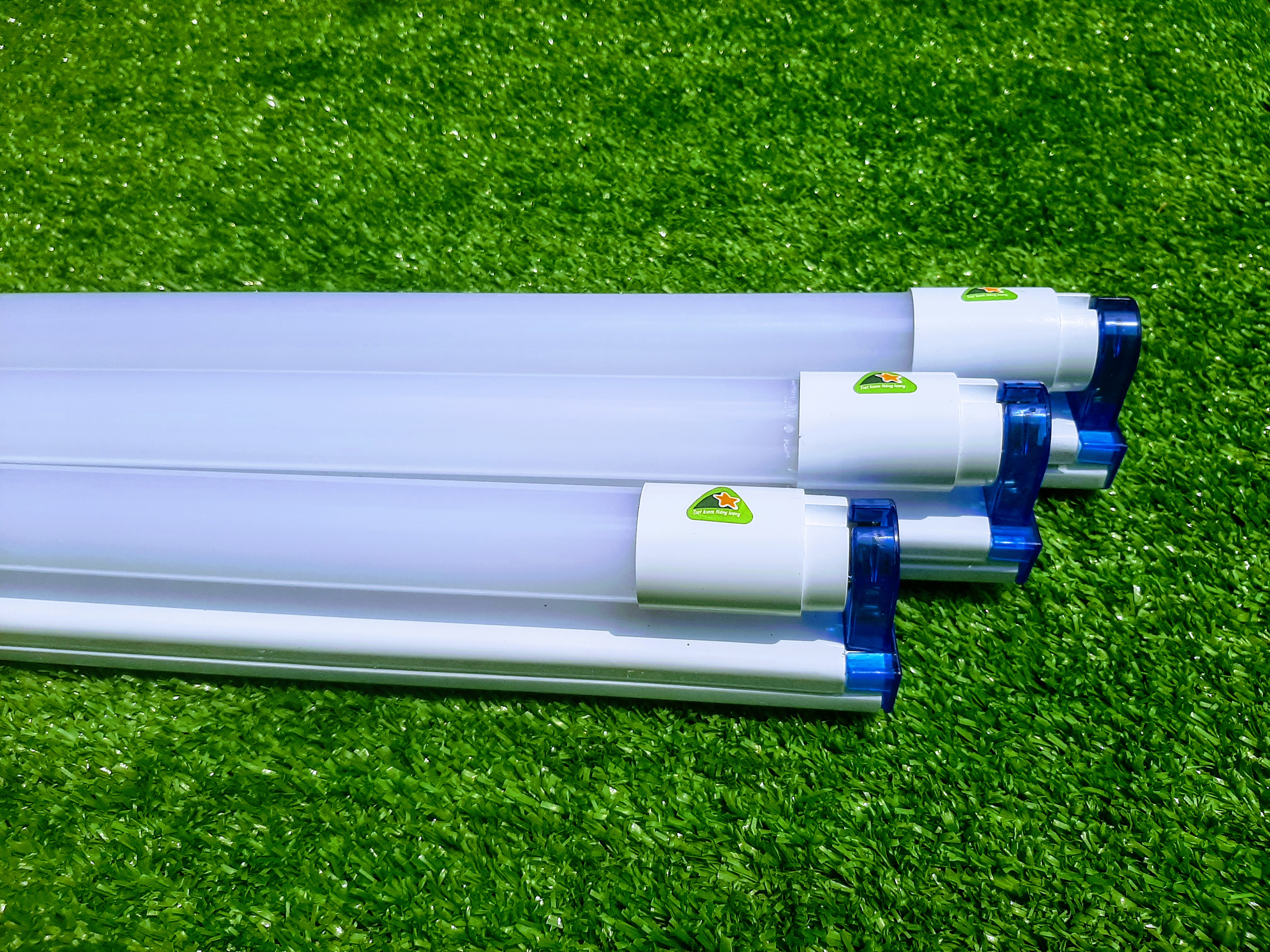 Combo 3 Bộ Đèn Led Tuýp Nhựa Nano 60cm Ánh Sáng Trắng 6500K Gồm Bóng & Máng