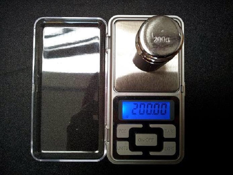 Cân tiểu ly điện tử cao cấp, sai số rất nhỏ, màn hình LCD dễ quan sát MH