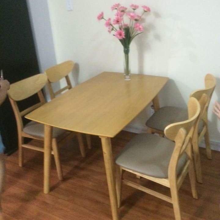 Bộ bàn ghế ăn thiết kế nhỏ - Nội thất phòng bếp - nội thất sang trọng - giá cả hợp lý