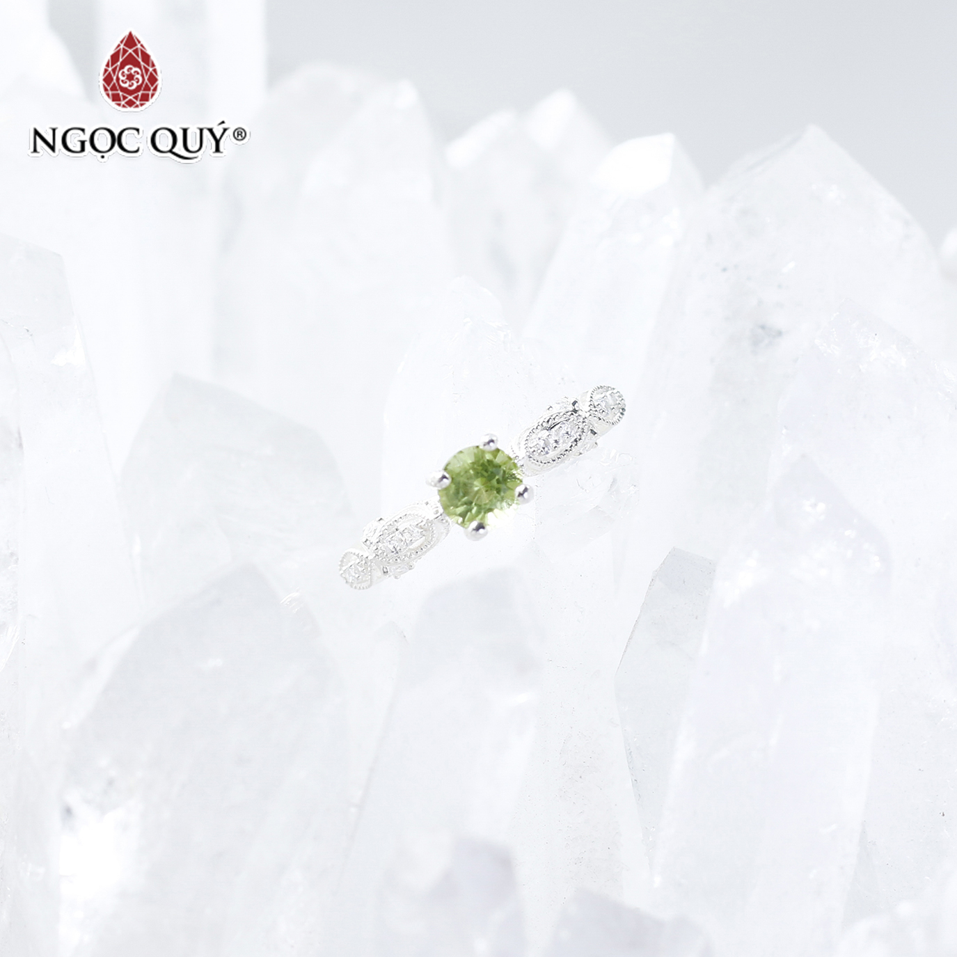 Nhẫn bạc nữ đá Peridot mệnh hỏa, mộc - Ngọc Quý Gemstones