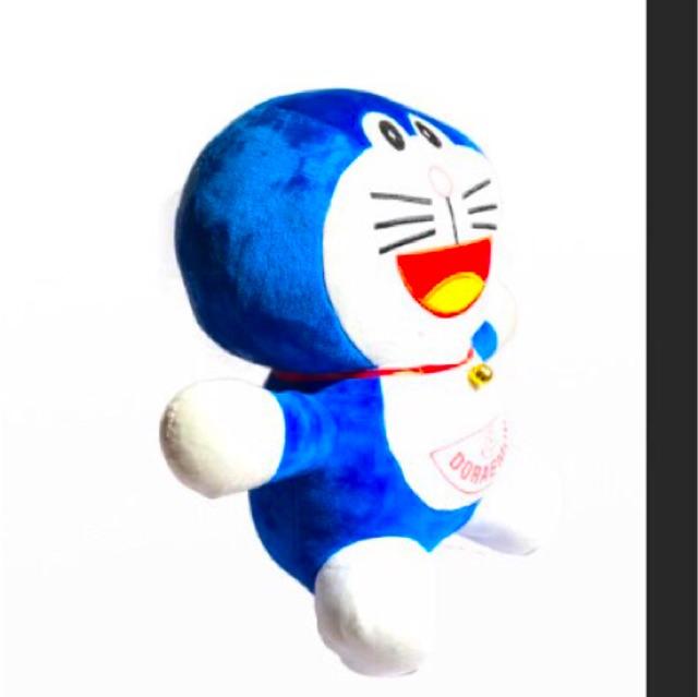 Doraemon, hình thật shop tự chụp