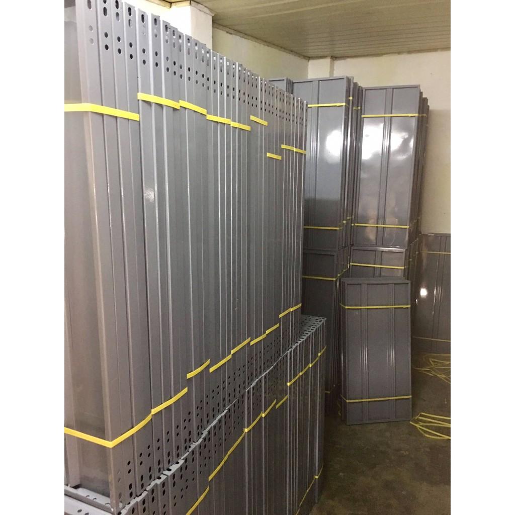 Sàn sắt dài 80cm , rộng 30cm dùng để lắp kệ đựng đồ đa năng