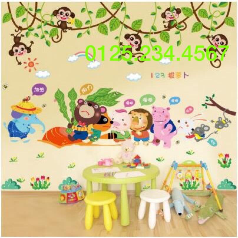 Decal dán tường Combo Thú nhổ củ cải + khỉ đu dây