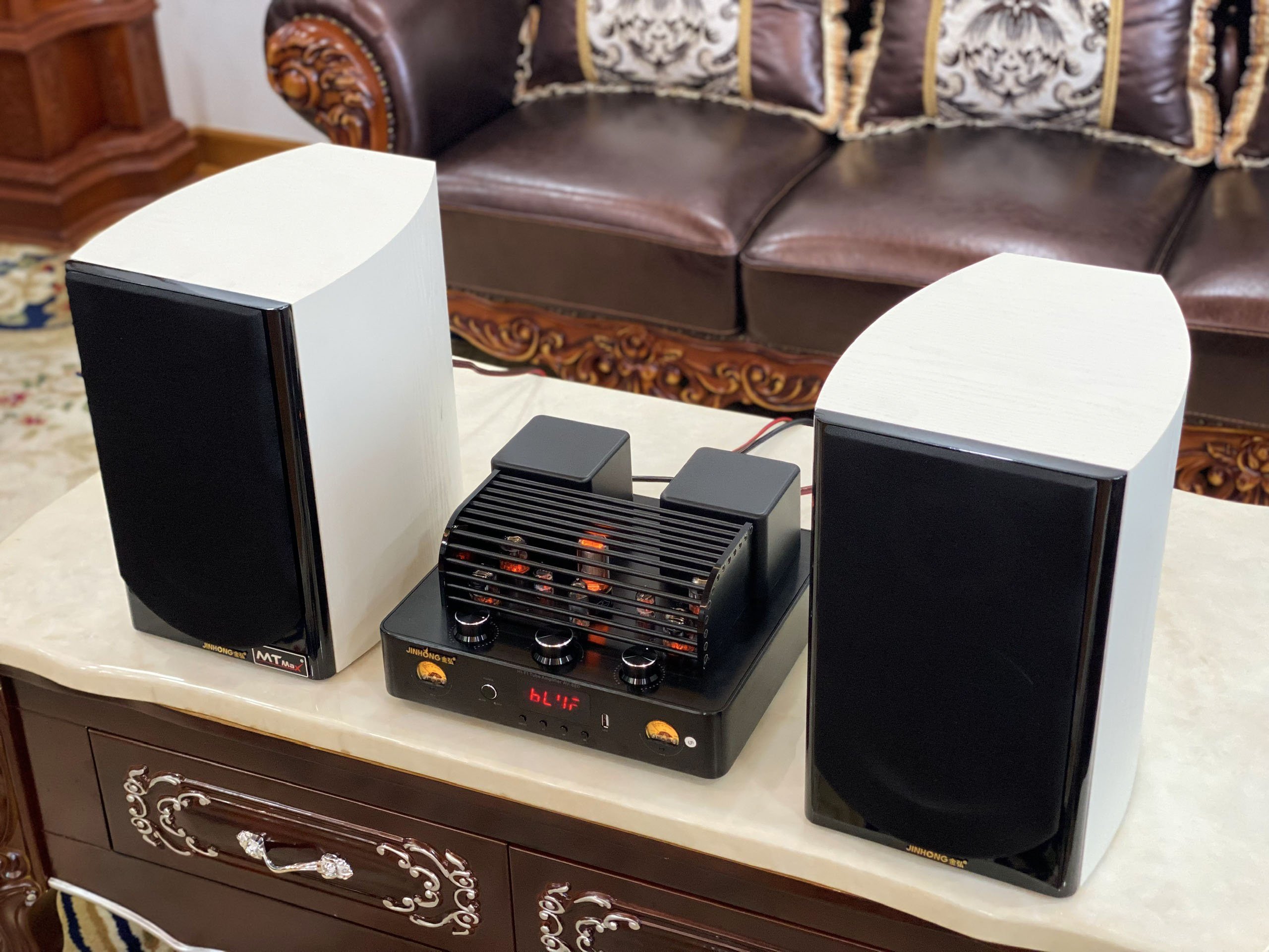 Dàn nghe nhạc cao cấp âm ly AV880 kết hợp loa nghe nhạc D18H cổng hưởng âm thanh cao cấp. HÀNG CHÍNH HÃNG