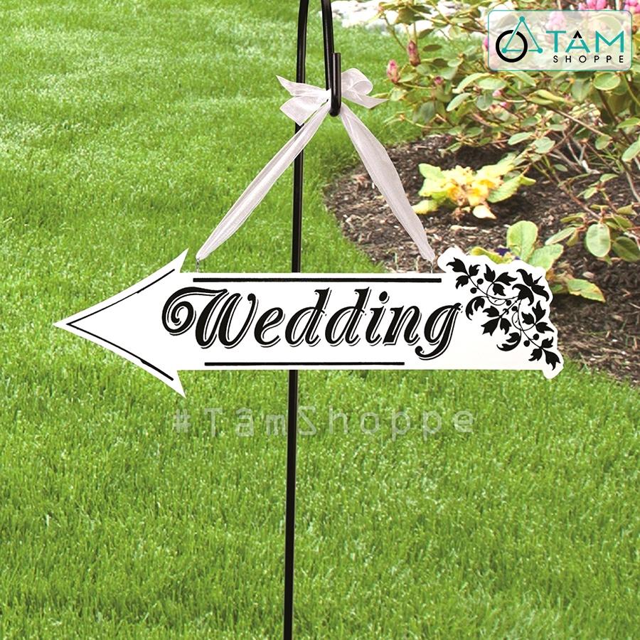 Bảng gỗ chỉ đường đám cưới Wedding mũi tên trắng đen trang trí cưới TTC-17