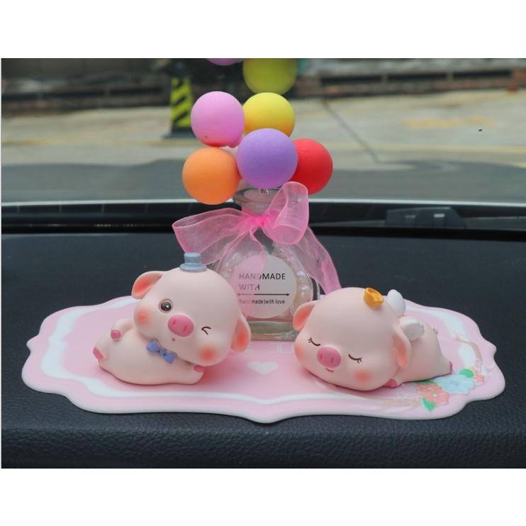 Set gia đình heo hạnh phúc trang trí taplo ô tô, táp lô xe hơi -Hoàng Đông Shop