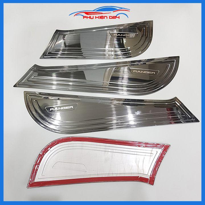 Bộ ốp tapli Ranger 2017-2018-2019-2020-2021-2022 vân Titan chống xước va đập khi mở cửa và làm đẹp xe