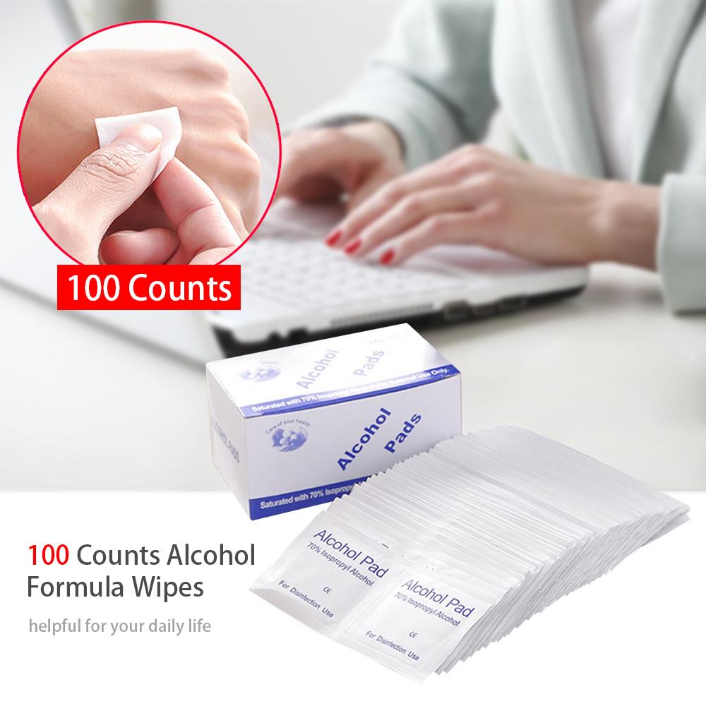Gói 100 miếng bông rửa tẩm cồn, dùng tẩy móng tay, vệ sinh vật dụng... từ chất liệu vải không dệt, thân thiện với làn da