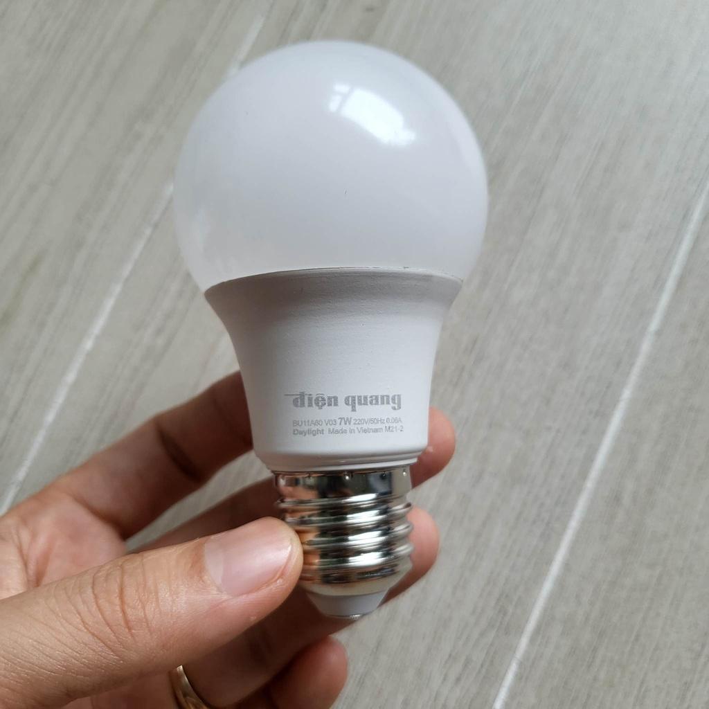 Đèn LED Bulb Điện Quang ĐQ LEDBU11A60 chụp cầu mờ - công suất 7W/9W - ánh sáng trắng/vàng