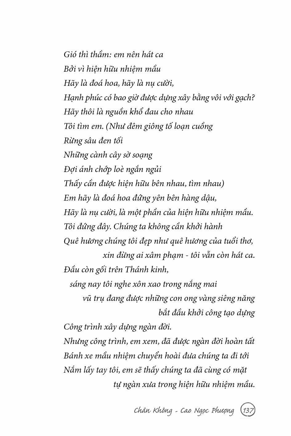 Thử tìm dấu chân trên cát - ghi chép về thơ thầy Nhất Hạnh