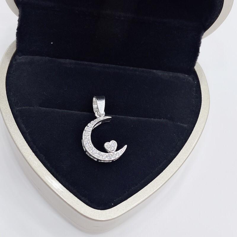 Dây chuyền bạc cao cấp mặt dây hình trăng khuyết cá tính, đơn giản dành cho nữ.