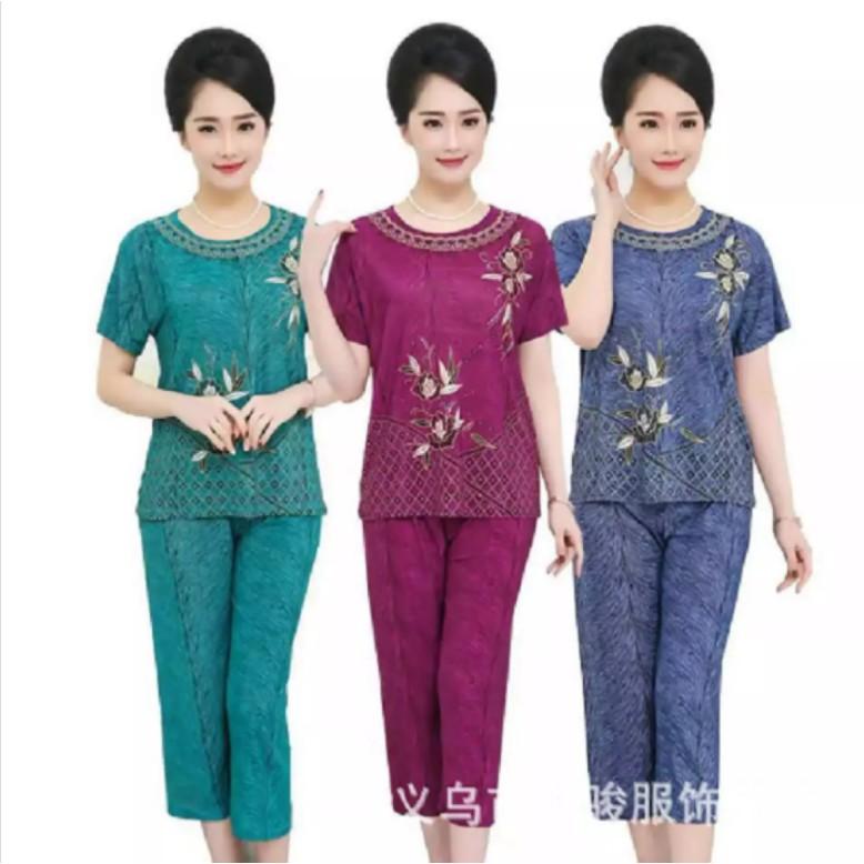 Bộ trung niên nữ mặc nhà thêu hoa chất liệu mềm mịn thoáng mát