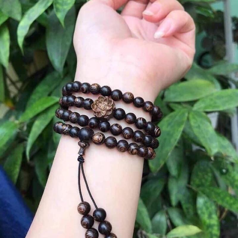 Chuỗi vòng tay 108 hạt trầm hương sánh chìm mix hoa sen