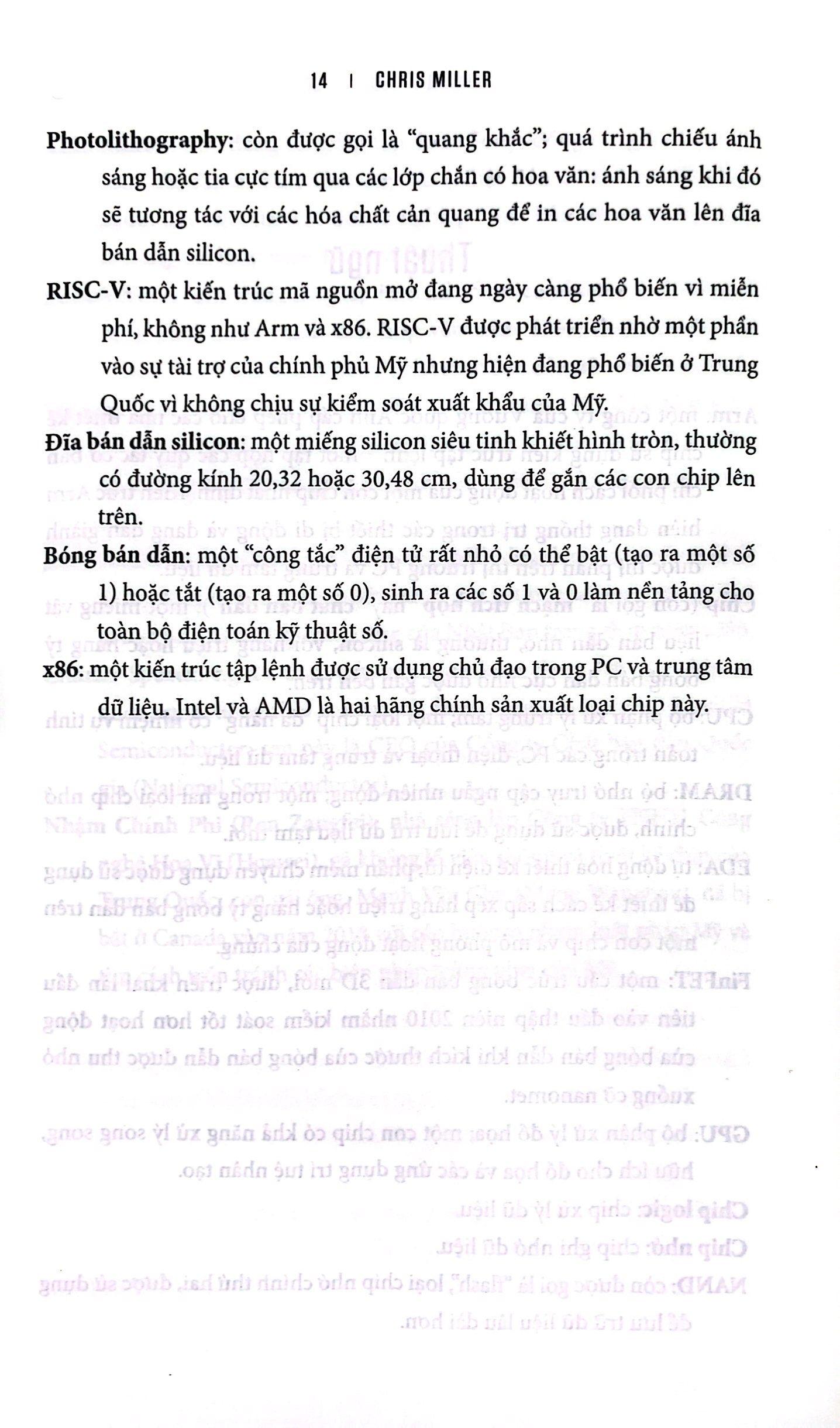Chip War - Cuộc Chiến Vi Mạch - Bìa Cứng