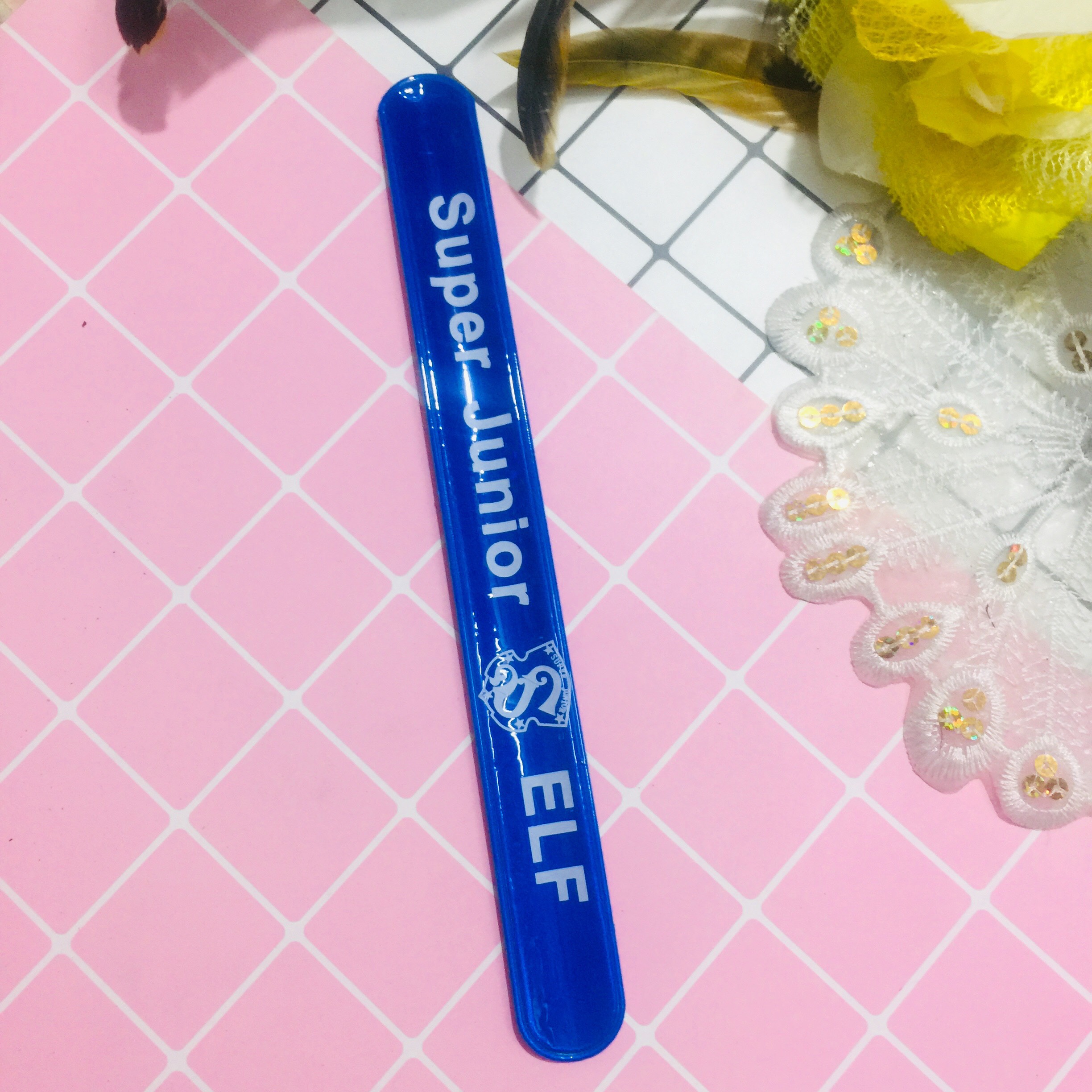 VÒNG TAY Vòng tay tự gập , cuốn combo 3 cái màu ngẫu nhiên