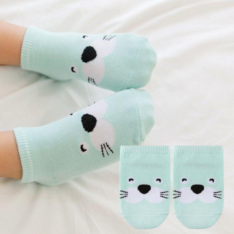 Combo 5 Tất cho bé sơ sinh hình thú đáng yêu chống trượt.
