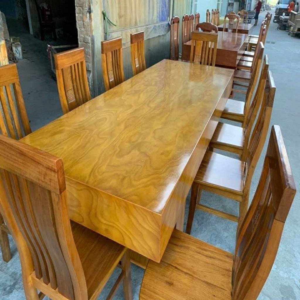 Bàn Ăn 10 Ghế Đục Chữ Thọ Lệch Gỗ Cẩm Vàng