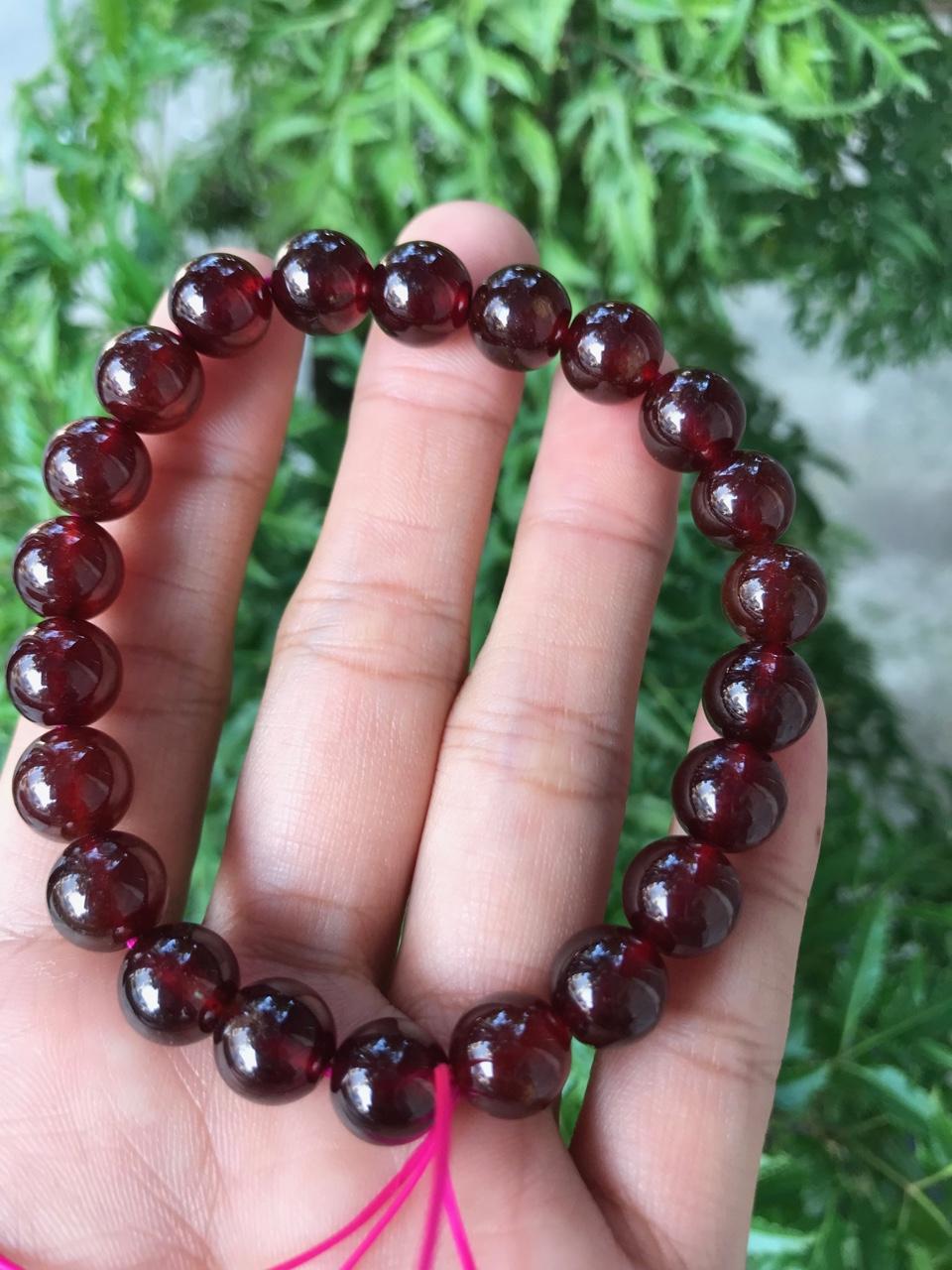 Vòng tay đá Garnet (Ngọc hồng lựu, VIP, 8 li)