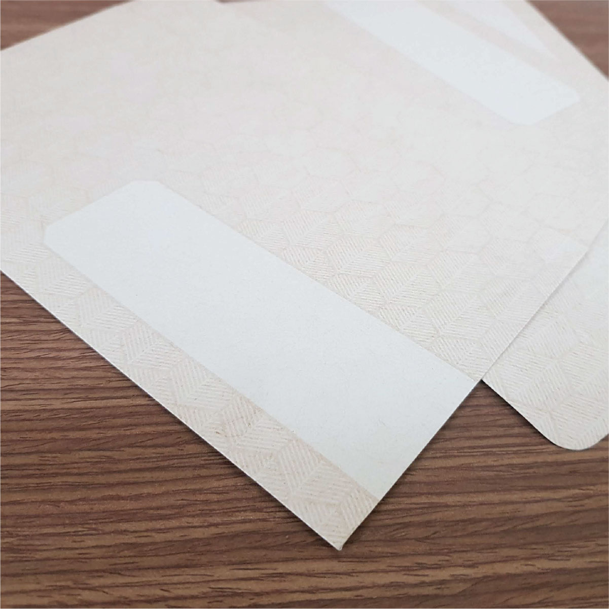 Combo 25 Bao thư 12x22 màu be (beige) có in hoa văn chìm, có keo dán nắp